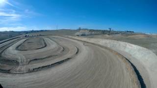 Circuito de flat track a vista de paramotor
