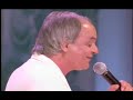 bobby de carlo cantando tijolinho em show da jovem guarda.