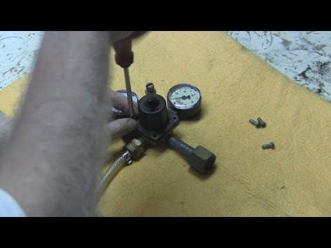 how to rebuild oxygen regulator