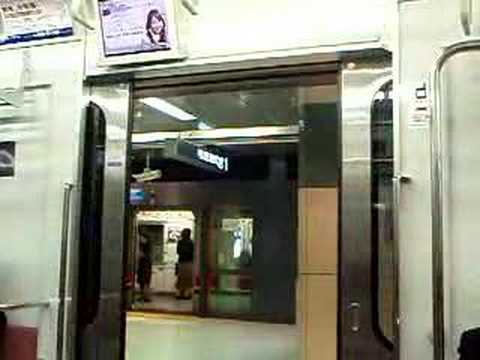 埼玉高速鉄道2000系　閉扉