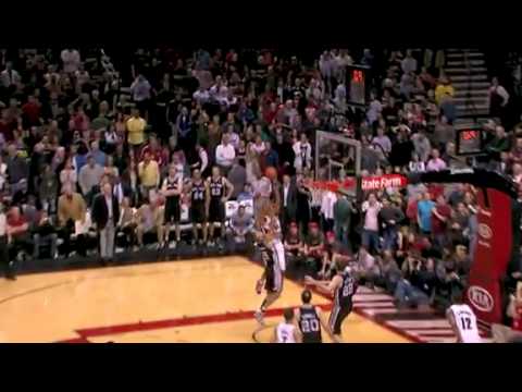 Nicolas Batum beats the buzzer against Spurs