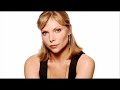 it's her birthday today (friday november 2nd) and this is just a vid to say happy birthday fans please comment!