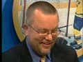 tre kronor-h�jdpunkter fr�n hockey-vm 1998. sverige vann vm-guldet det h�r �ret. sverige hade sina st�rsta stj�rnor peter forsberg, mats sundin m.fl med i laget. tommy salo spelade otroligt bra, med endast 0,78 insl�ppta m�l per match.