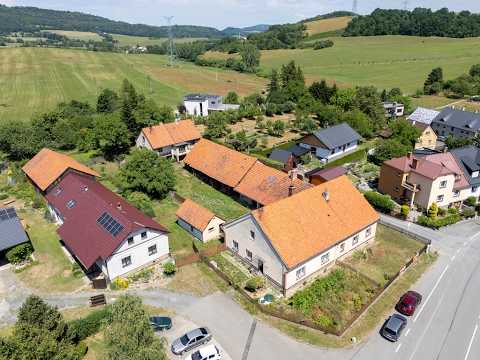 Video Prodej dvou sousedících rodinných domů, Hostašovice