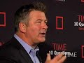 in this live 10 questions event with time magazine, alec baldwin takes questions from the audience and impersonates tracy morgan and kim jong-il.  for more 10 questions interviews: http://tinyurl.com/2qwlgw