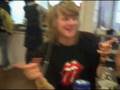 videos de Kat and Jess having a rave!