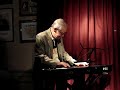 el maestro emilio de la pe�a toca como invitado al concierto de tango a 4 manos de juan carlos zunini y sa�l cosentino. caf� cultural bien bohemio, buenos aires, argentina.