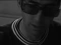 les tribulations d'un mercenaire. 
l'action sur le terrain.
production: petits p�t�s