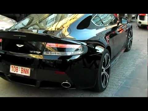 Aston Martin V12 Vantage