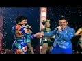 Mika duets with Jacquie Clarke