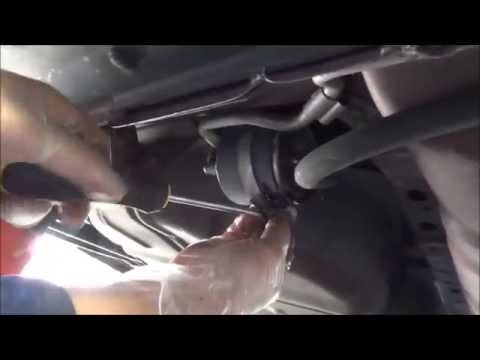 Replacing Fuel Filter for Ford Taurus