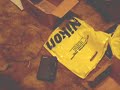 THE ORIGIANAL SONY WALKMAN!!!