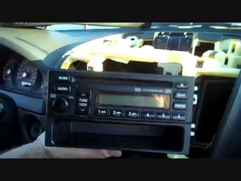 how to remove cd player from 2003 acura tl