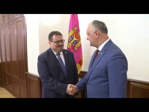 Igor Dodon a avut o întrevedere cu Peter Michalko
