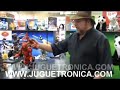 MARK TILDEN MUESTRA A TRIBOT EL NUEVO ROBOT DE WOW WEE