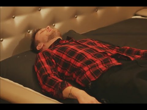 T-killah на кровати Ruby T-killah на кровати Ruby
