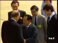 胡耀邦訪問法國-- 不要擋他！Hu Yaobang Visiting France, Don't Block Him!