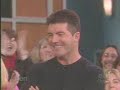 Simon playing Humdinger with Ellen's audience.