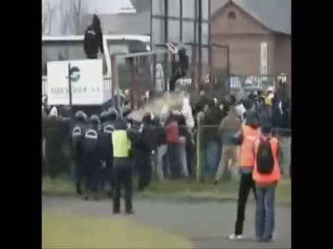 huligani - Nowo otwarte strona kibicowska stadionowo.pl przygotowała krótki filmik dla wszystkich prawdziwych kibiców. Na stronie znaleźć można najlepszy zbiór filmów, ...