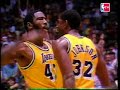 MAGIC JOHNSON VS LARRY BIRD LAKERS CELTICS 1/2 MAGIC JOHNSON VS LARRY BIRD LAKERS CELTICS 1/2