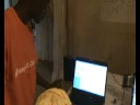Noel Okounhola forme des femmes Sénégalaises aux TICs