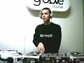 Vilela sendo entrevistado no canal de música eletrônica Groove Channel, no programa Planet 51 apresentado pelo músico e produtor curitibano Claudinho Brasil