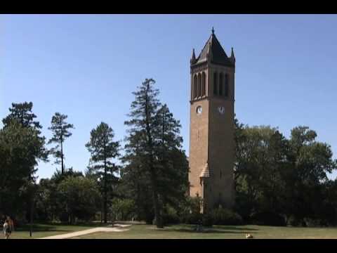 El campanario de una universidad tocó una canción de Lady Gaga