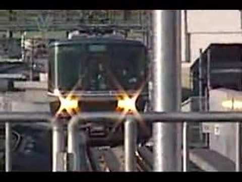 おおさか東線　JR長瀬駅　直通快速通過