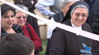 افتتاح مدرسة للاطفال في مخيم عايدة.mov