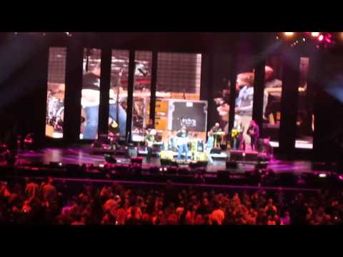 Crossroads 2013 Keith Urban, e Albert Lee (Tumbling Dice)
