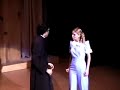 Gloria Aura Con Jaime Camil En El Diluvio Que Viene #4