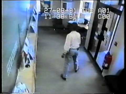 Caught - Some inept crooks, caught on CCTV. Wanna hear a funny story? Check http://morpheusatloppers.wordpress.com/2011/04/15/morpheus-on-pub-stories/