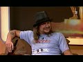 Kid Rock visits Stefan Raab in his daily comedy night show TvTotal.Kid Rock has had a few and talks about cursing on german and american TV and Stefan Raab & Kid Rock sing some (dirrty ;)) songs together....
