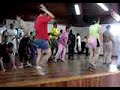 ensayo de baile tipico