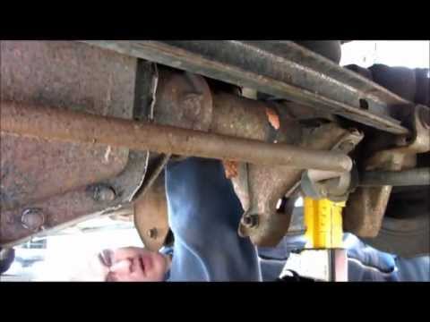 1999 Lincoln Navigator rear shock replacement