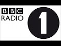 like facebook : http://www.facebook.com/masterspl join facebook : http://www.facebook.com/duomasters tracklist: mat zo & porter robinson -- easy [anjunabeats...
