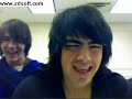 Jonas Brothers live chat Joe plays ringtones Jonas Brothers live chat Joe plays ringtones