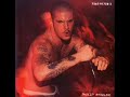 pantera....hard lines, sunken cheeks...
rip dime.. 

bellissima sta canzone!