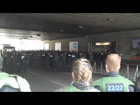Malorny88 - Dynamo Dresden-FC St.Pauli 1:0 Die Zecken am Hauptbahnhof Dresden Antifa.