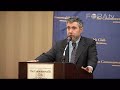 complete video at: http://fora.tv/2007/10/30/paul_krugman_future_of_the_middle_class

nobel prize-winning economist and new york times op-ed columnist paul krugman discusses the history of the american 