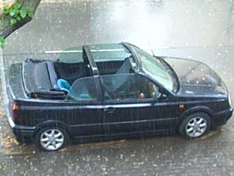 Golf Cabrio und Regen :: Wer die Schaden hat braucht für den Spott nicht zu sorgen, lautet ein weises Sprichwort! Hier wurde wohl ein nachlässiger... Golf Cabrio und Regen - Wer die Schaden hat braucht für den Spott nicht zu sorgen, lautet ein weises Sprichwort! Hier wurde wohl ein nachlässiger...