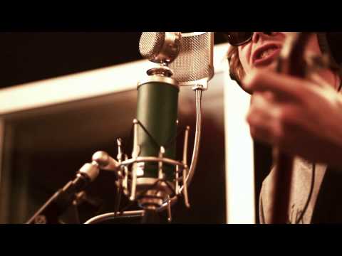 Team Me Live at Blue Microphones Studios