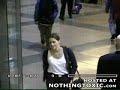حادث خطير  في مجمع تجاري  very bad man make a shit