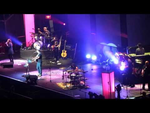 Live in Manila 2013 I Won't Give Up
