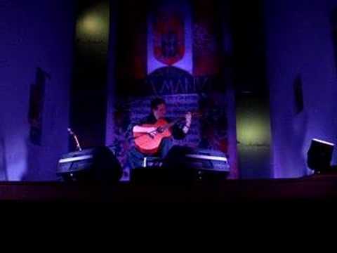 Glenn Jones wants industrial noise @Barcelos