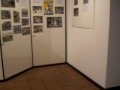 Dentro il MUSEO DELLA GUERRA di Caporetto/Kobarid (parte 3). Divise e mostra fotografica. Si sente il pianto di un bambino che evidentemente si annoiava. Un minifilmato ripreso (con la macchina fotografica digitale) domenica 8 luglio 2007, facente parte di una serie di video della gita il cui resoconto si può leggere su http://ferrimarco.blogspot.com