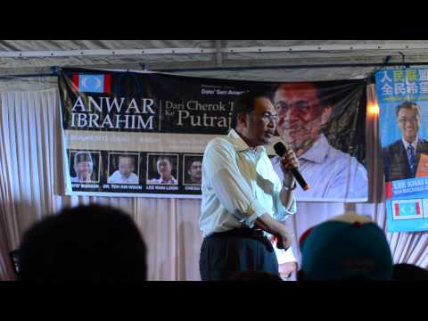 anwar - Even though tonight he has many ceramah to attend Anwar Ibrahim still made it to Machang Bubok for ceramah as well as giving support to BM and Machang Bubok'...