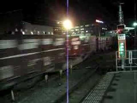 EF66牽引コンテナ貨物列車