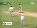 Daniel Vettori v Michael Clarke