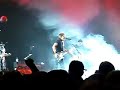 taylor-swift-kellie-pickler-say-keith-urban-is-good-lookin-.html